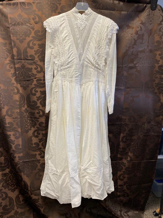 Jessica McClintock white cotton & lace long dress - image 9