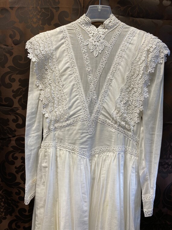 Jessica McClintock white cotton & lace long dress - image 4