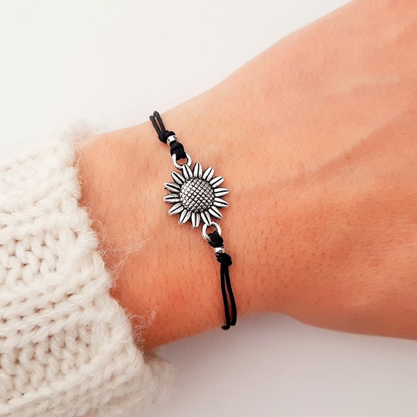 Sunflower Bracelet - Friendship Bracelet - Family Bracelet - Handmade Flower Bracelet - Braided - Macrame Bracelet - Adjustable - Sunflower