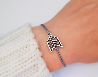 Chevron Bracelet - Greek jewelry - Braided bracelet - Gift - Best Friends Forever BFF - Macrame - Delicate - Petite - Triangle Bracelets