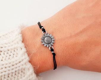 Sunflower Bracelet - Friendship Bracelet - Family Bracelet - Handmade Flower Bracelet - Braided - Macrame Bracelet - Adjustable - Sunflower