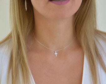 Kleine kruisketting voor vrouwen, Sterling zilveren kruisketting, beste vriend cadeau, minimalistische ketting, kleine kruishanger, alledaagse ketting