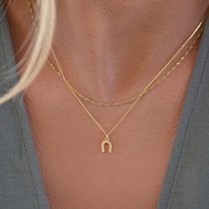 Gold Horseshoe Necklace, Horseshoe Charm Necklace, Protection Necklace, Horseshoe Pendant, Good Luck Necklace Gift for Bestie