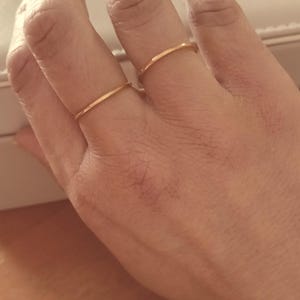 Zierlicher dünn Ring, Sterling Silber Ring, Zarte Stapelring, dünne Silber Ring, Zarte Ring Geschenk für jeden Tag, Minimalist Ring, Gold Ring