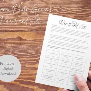 Op de afbeelding: Een printbare spelkaart voor een dinerpartyspel genaamd "React and Act". De kaart heeft een witte achtergrond met zwarte tekst en is verdeeld in een raster van 9 vierkanten. Elk vierkant bevat een ander scenario, zoals "Je bent net ontslagen van je baan" of "Je wordt achtervolgd door een beer in het bos".