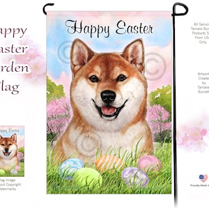 Peut inclure: Un drapeau de jardin avec un chien Shiba Inu devant un fond rose et bleu avec des fleurs de cerisier roses. Le chien sourit et est entouré d'œufs de Pâques. Le texte "Happy Easter" est en haut du drapeau.
