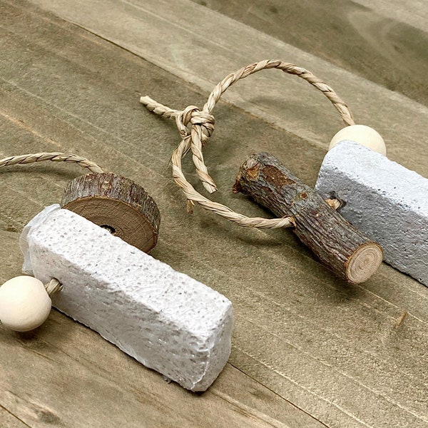 1 Pair of Pumice Stone Block And Organic Apple & Poplar Wood Chew Toy "Key Ring" Teething Toys -