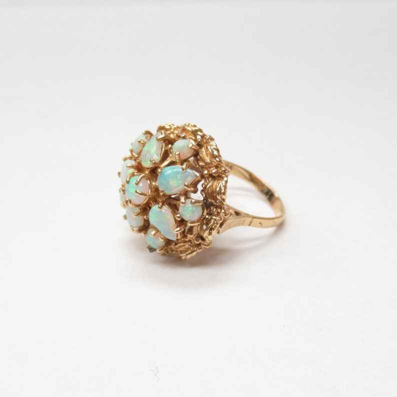 14k 585 yellow gold flower motif opal ring 8.0 grams size 6.5