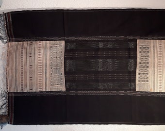 Authentic hand woven Selimut ULOS RAGI HIDUP (long life) from Lake Toba, Sumatra, Indonesia