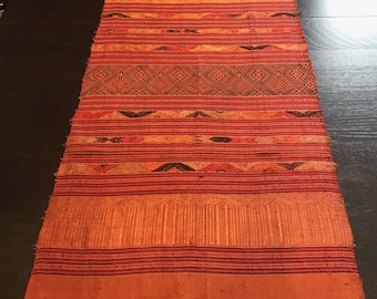 Authentieke, vintage textiel Pha Biang (ceremoniële sjaal – schouderdoek) uit Laos