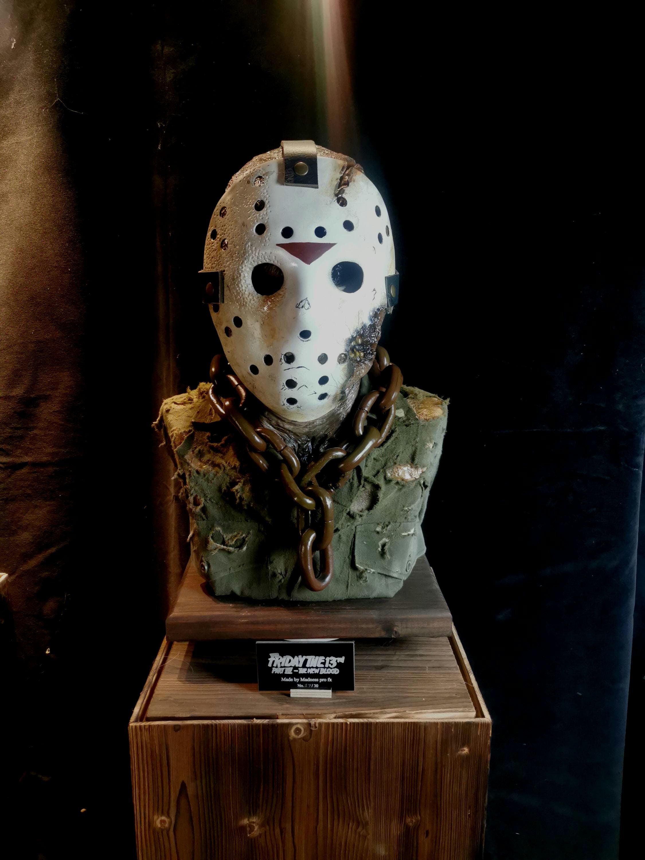 Friday the 13th part 7, Life size bust