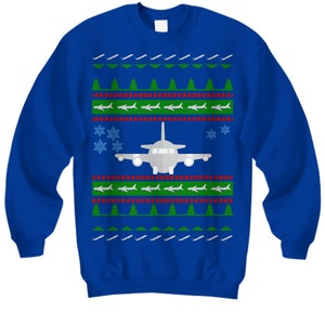 Brzydki świąteczny sweter w samolocie komercyjnym, bluza z nadrukiem świątecznym, prezent świąteczny dla pilota, obsługa bagażu, stewardesa w liniach lotniczych, Boże Narodzenie