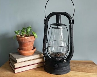 Vintage Dietz Monarch Lantern Black Metal Oil Railroad Lantern