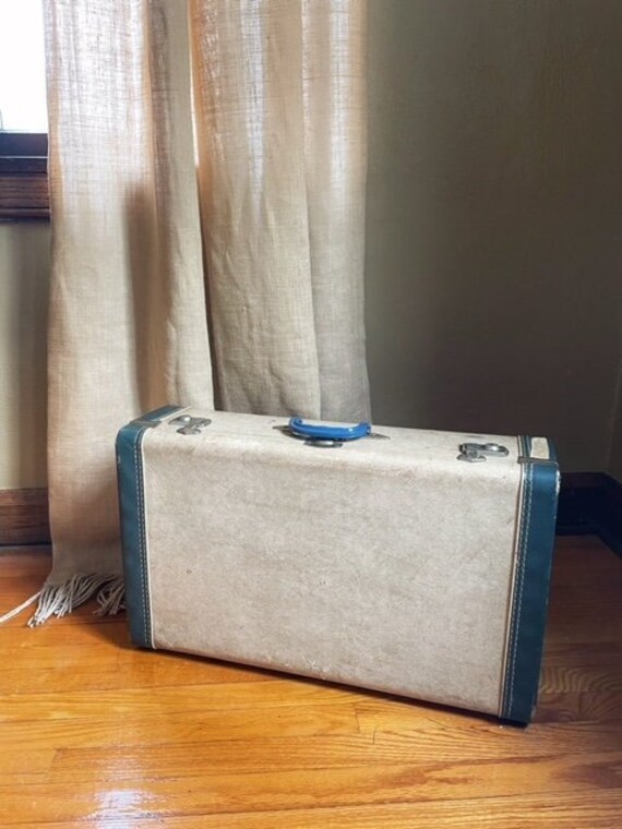 Vintage Suitcase Luggage Briefcase Photo Prop Gem