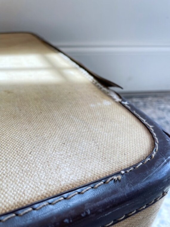 Large Vintage Suitcase Luggage Photo Prop Gem