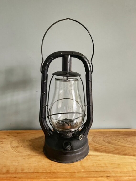 Vintage Dietz Monarch Lantern Black Metal Oil Railroad