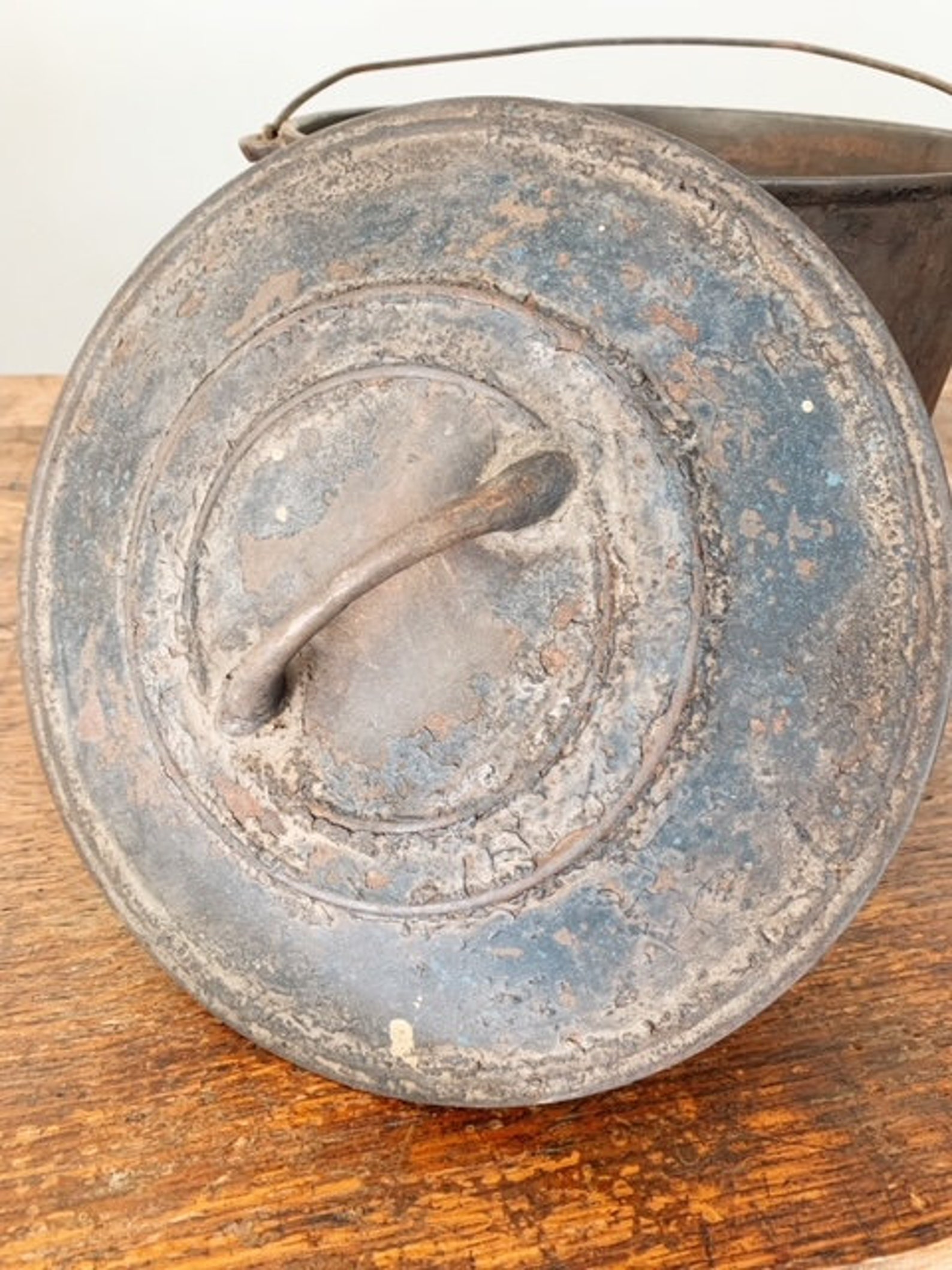 Vintage 3 Legged Cast Iron Cauldron With Lid Pot Dutch Oven Etsy