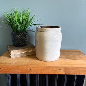 Primitive Beige Crock Vintage Stoneware Crockery