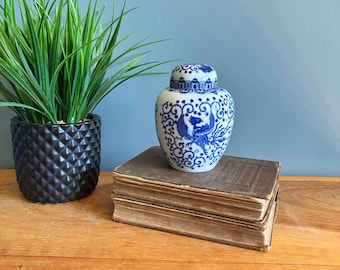 Blue and White Porcelain Ginger Jar Vintage Vase