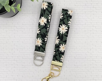 Daisy Floral Keychain Wristlet, Cotton Key Fob Strap