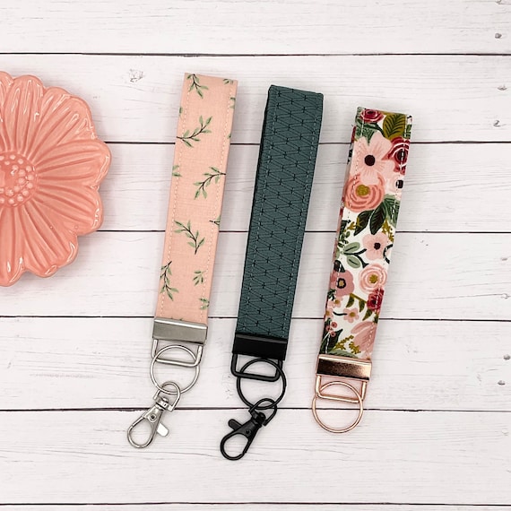 Floral Key Fob, Keychain, Wristlet Key Fob, Gift for Her, Holiday Gift 