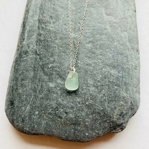 Clear sea glass necklace, Clear sea glass pendant, minimal sea glass pendant, clear sea glass, sea glass jewellery