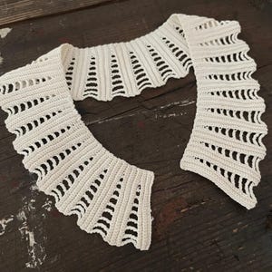 Vintage Collar Antique Children&#39;s Hand Crocheted Cream Peter Pan Collar