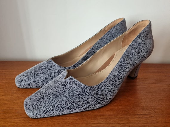 Vintage Van Dal Navy Blue Soft Square Toe Pattern… - image 1