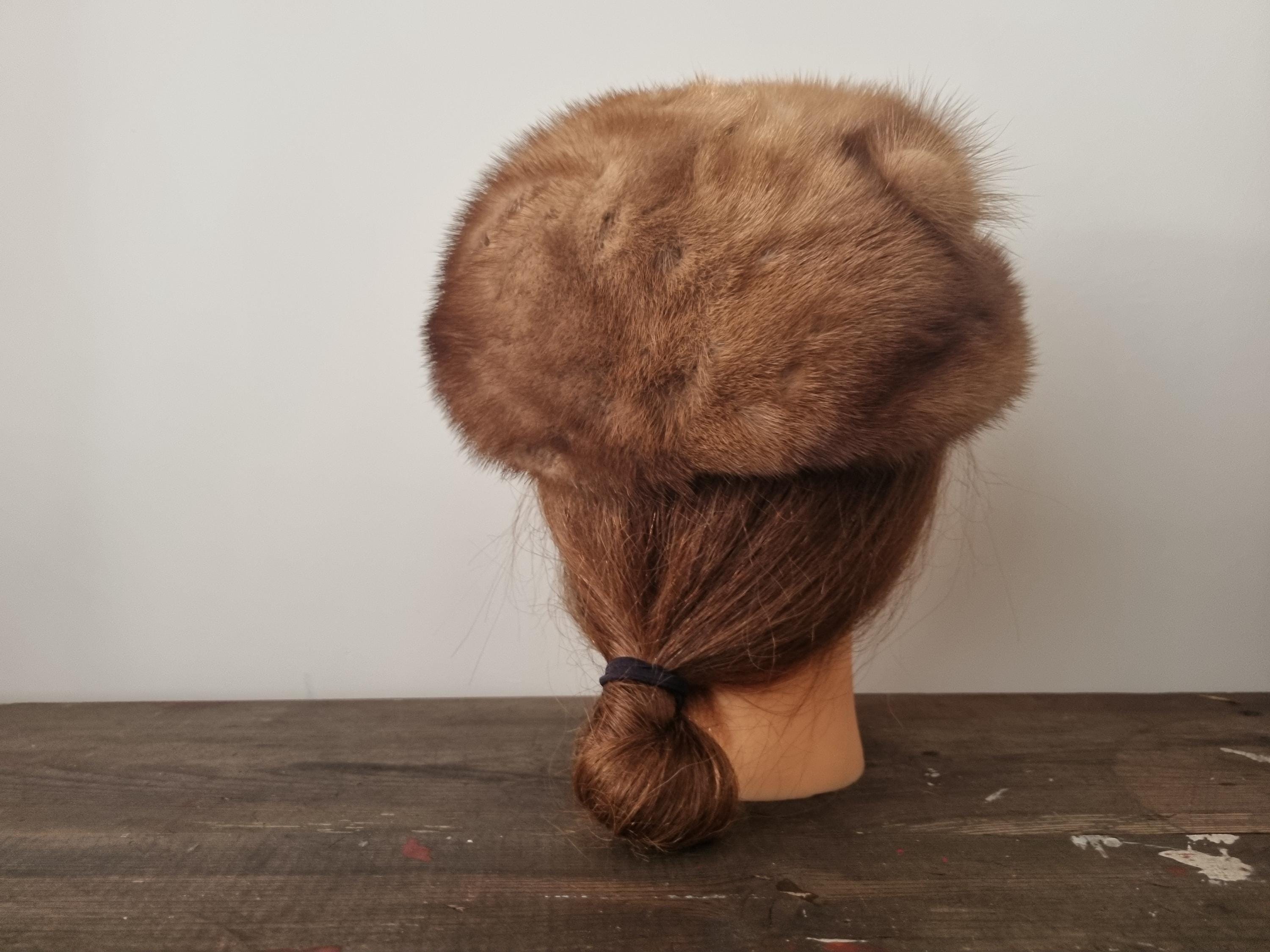 Vintage Kates Boutique Real Brown Fur Hat Made in Ireland 