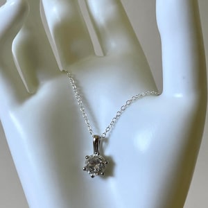 Necklace Vintage Sterling Silver Cubic Zirconia 925 Pendant
