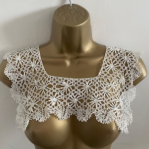 Vintage kraag antieke witte Maltese kanten bloemenstropdas