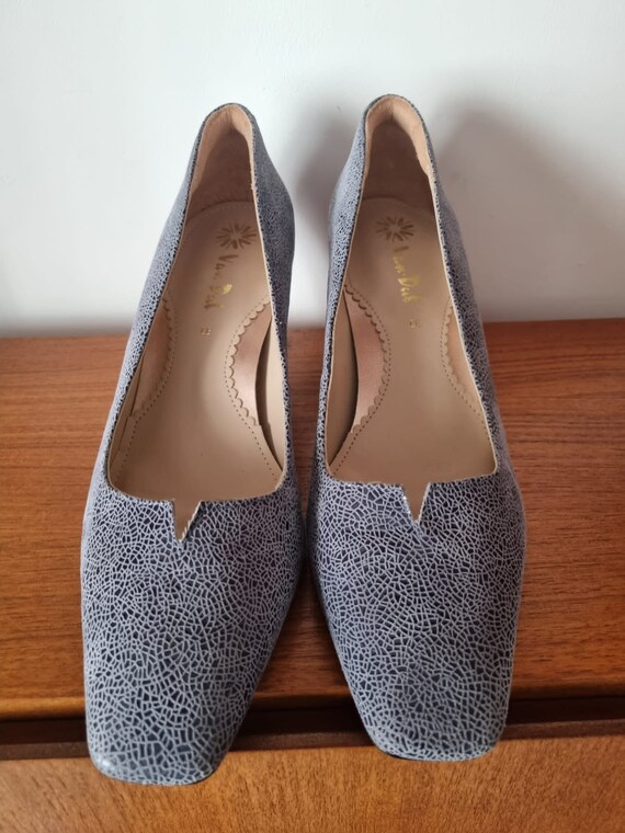 Vintage Van Dal Navy Blue Soft Square Toe Pattern… - image 4