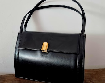 Hamilton Black Leather Handbag for Timeless Elegance