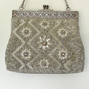 Vintage Floral Hand Perlen Silber Abend Handtasche aus Hong Kong