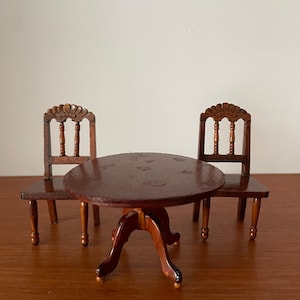 Dolls House Furniture Dining Table Round and Two Chairs Wood Set