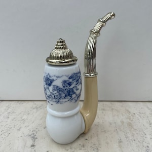 Vintage Avon 1970s Dutch Pipe Tai Winds Aftershave Lotion Bottle