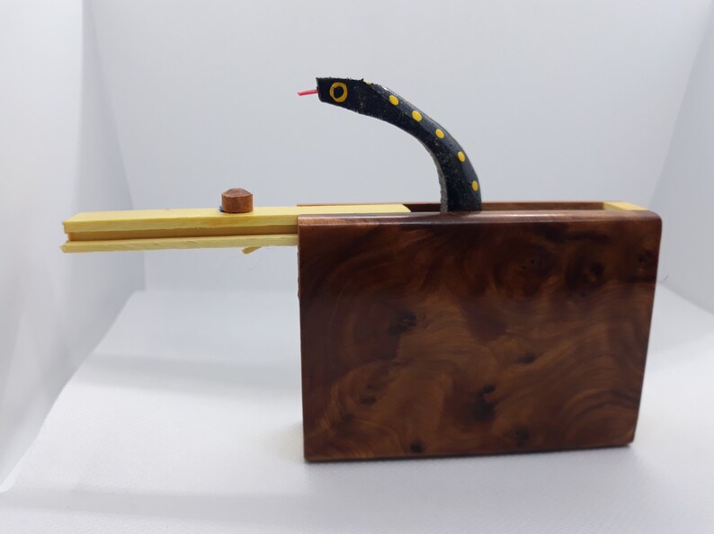 Snake box surprise box in thuya precious wood. Etsy