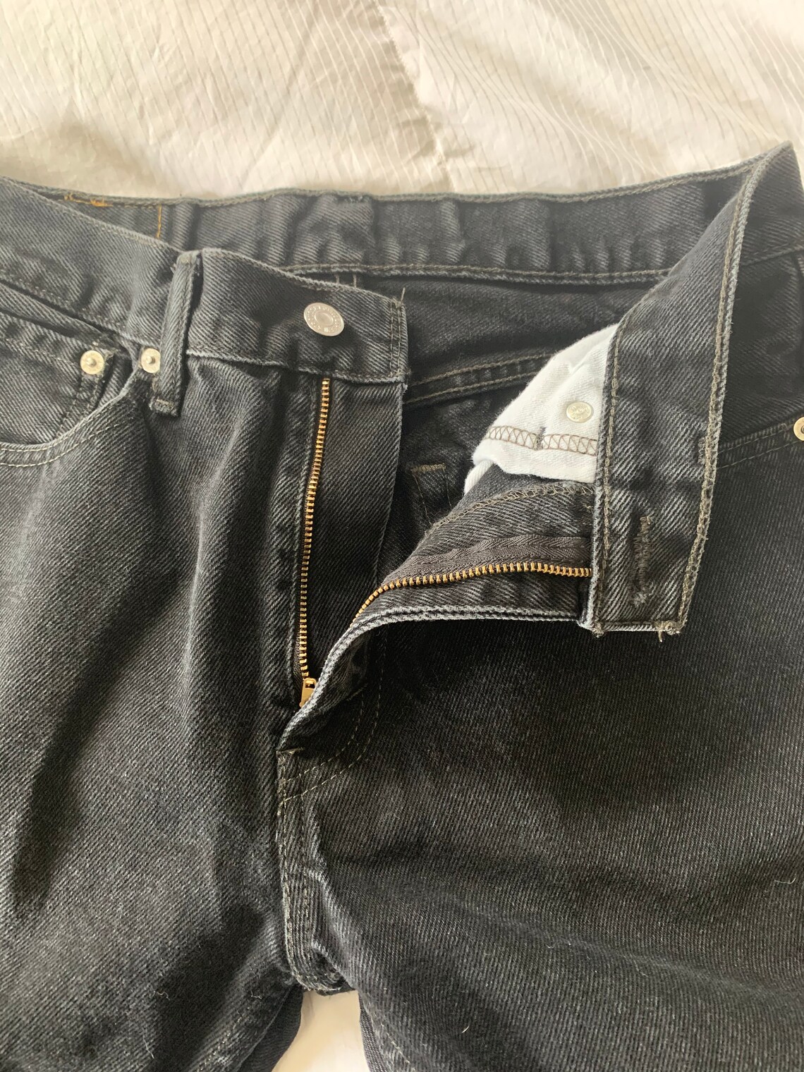 levis mom jeans black
