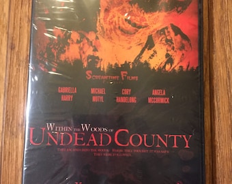 Dentro de los bosques del condado de Undead - Horror DVD (2021) Nuevo y sellado