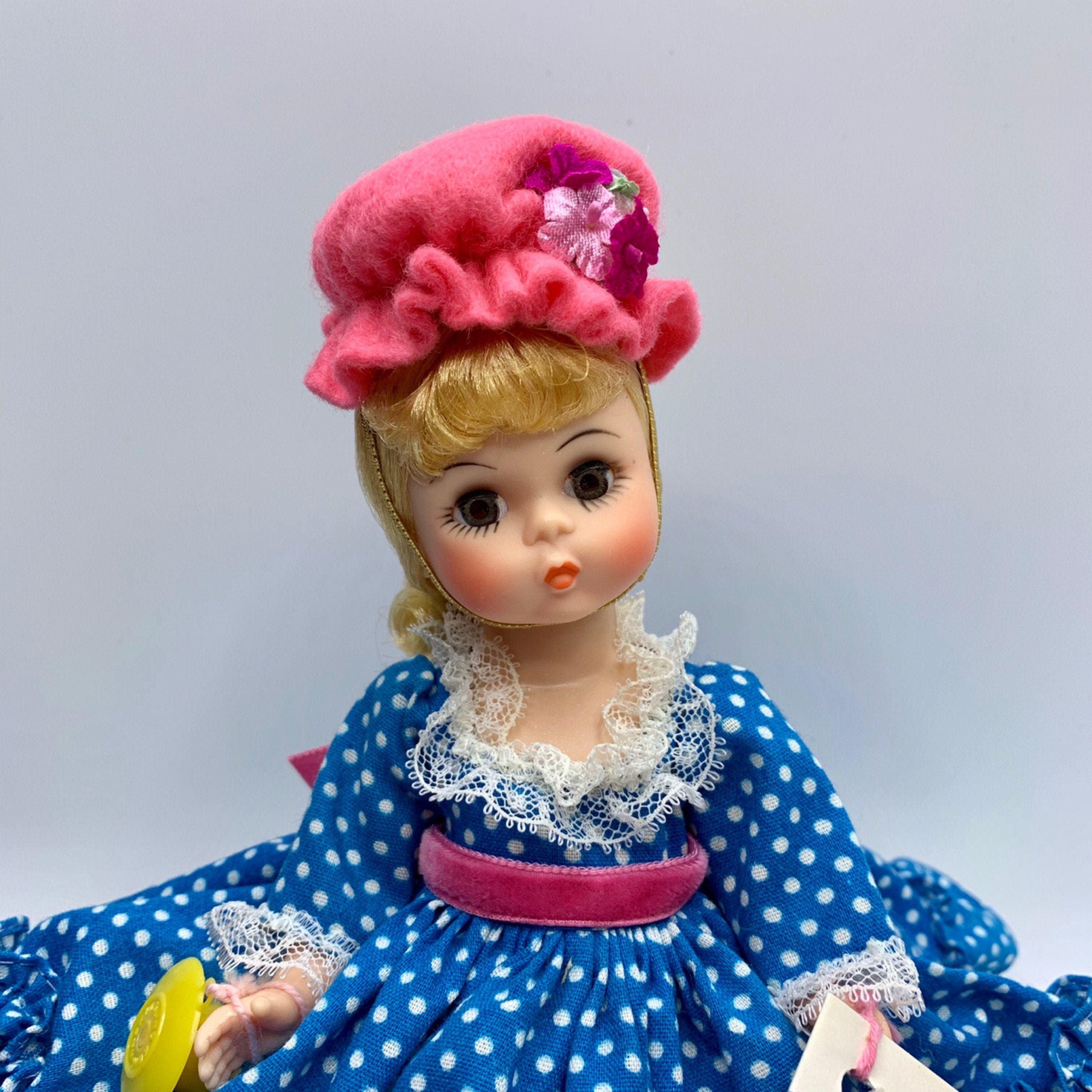 Matthew 8 Inch Alexander ドール 人形 フィギュア Madame Alexander 8\" United States Doll in Red White \u0026 Blue Outfit \u0026 Black  Shoes
