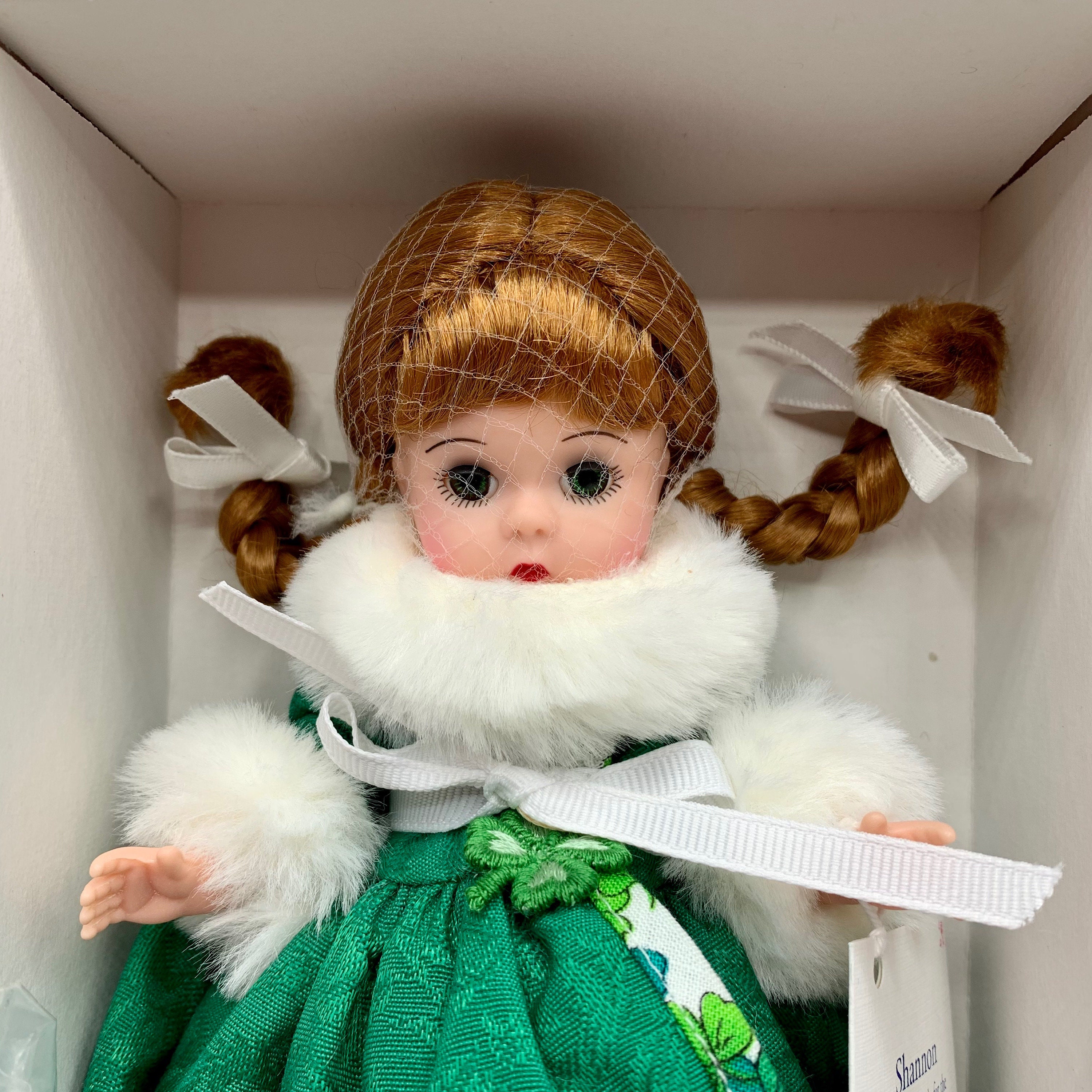 Madame Alexander Dolls International - Etsy
