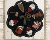 Primitive Folk Art Wool Applique Table Mat Pattern - WOODLAND MAT - Design by Stacy West of Buttermilk Basin - 17 quot round