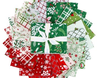 Mistletoe & Holly *Fat Quarter Bundle - 24 Pieces By: Beverly McCullough For Riley Blake Designs FQ-16400-24