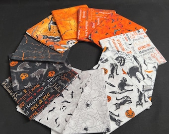 Hallow's Eve - A Halloween Theme Fat Quarter Bundle (12 Pieces) By: Whistler Studio For Windham Fabrics