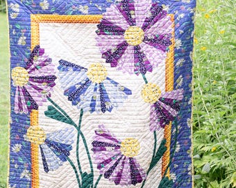 Dresdens in Bloom *Quilt Pattern- 1/4 Yard Friendly* From: Rachel Rossi