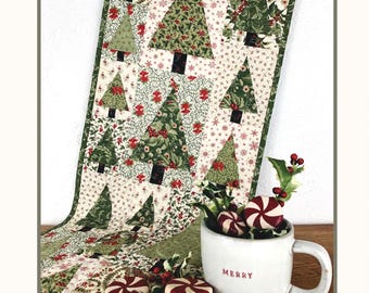 Woodland Runner *Table Runner Pattern *  By: Susan R Marth of Suzn Quilts  #331