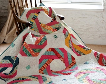 Basket Weave *A Jelly Roll Friendly Pattern* By: Pam & Nicky Lintott of the Quilt Room