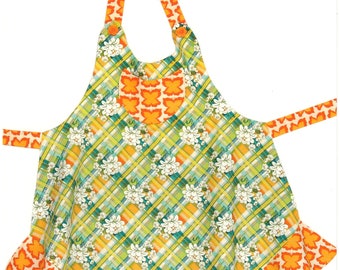 Sassy Plus Size Apron *Sewing Pattern - Med, Lg, XLg, XXLg* From: Cabbage Rose