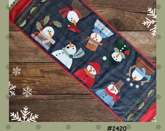 SnowDays Fun *A Snowman Table Runner Pattern* By: Bonnie Sullivan - All Through The Night  #2420