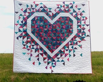 Exploding Heart *Fat Quarter Friendly Quilt Pattern*    From: Slice of Pie   SPQ332